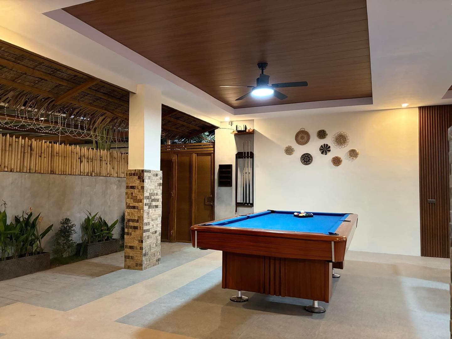 Gallery 5