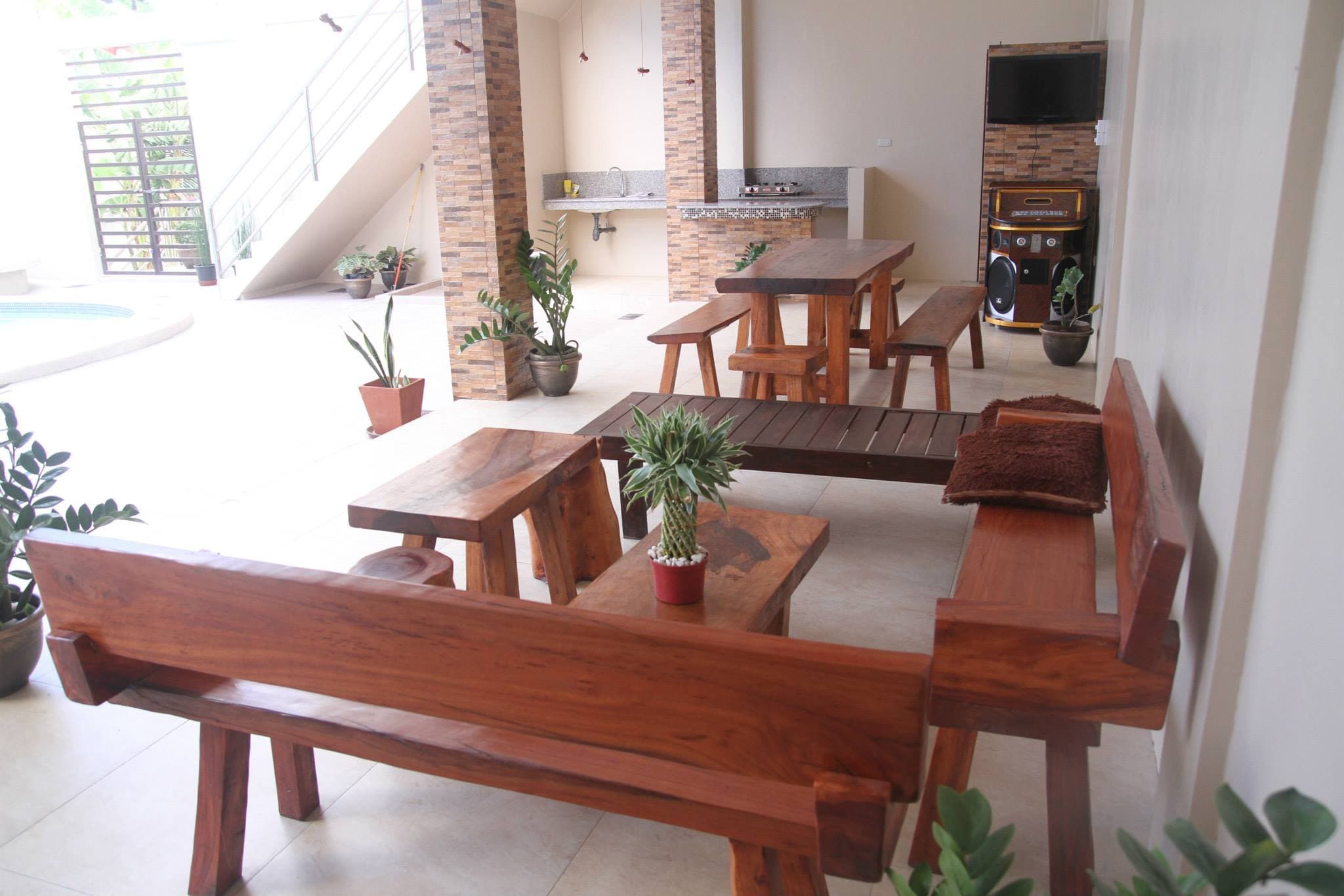 Gallery 4