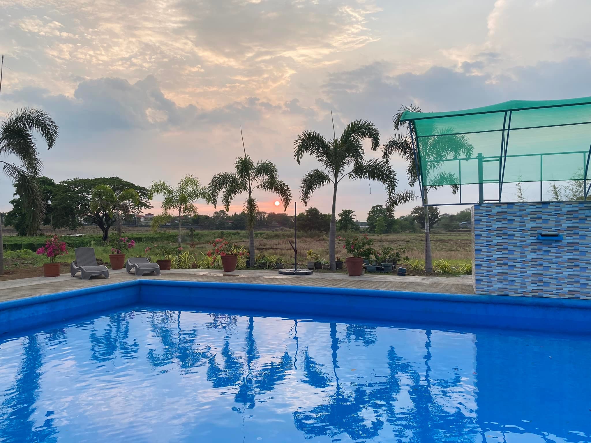 Del Rosario Private Pool