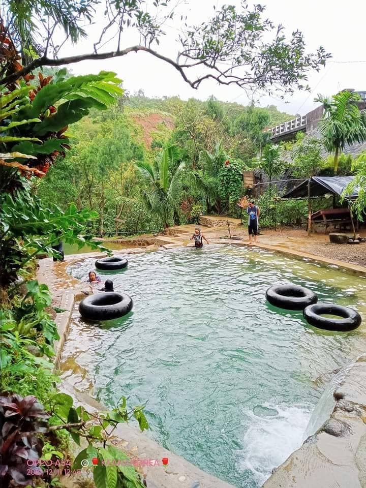 Lola's HAVEN Resort Official