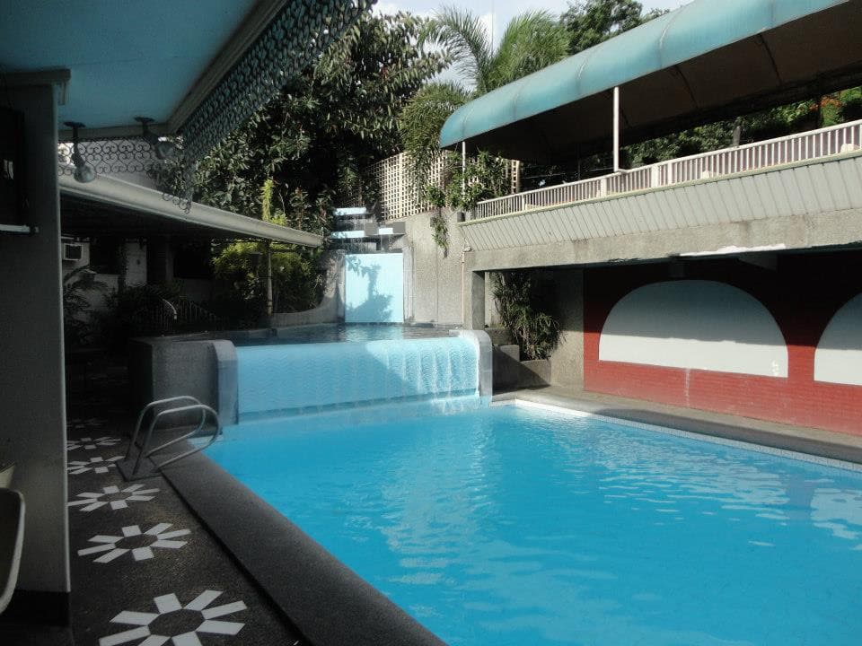 Legaspi Private POOL
