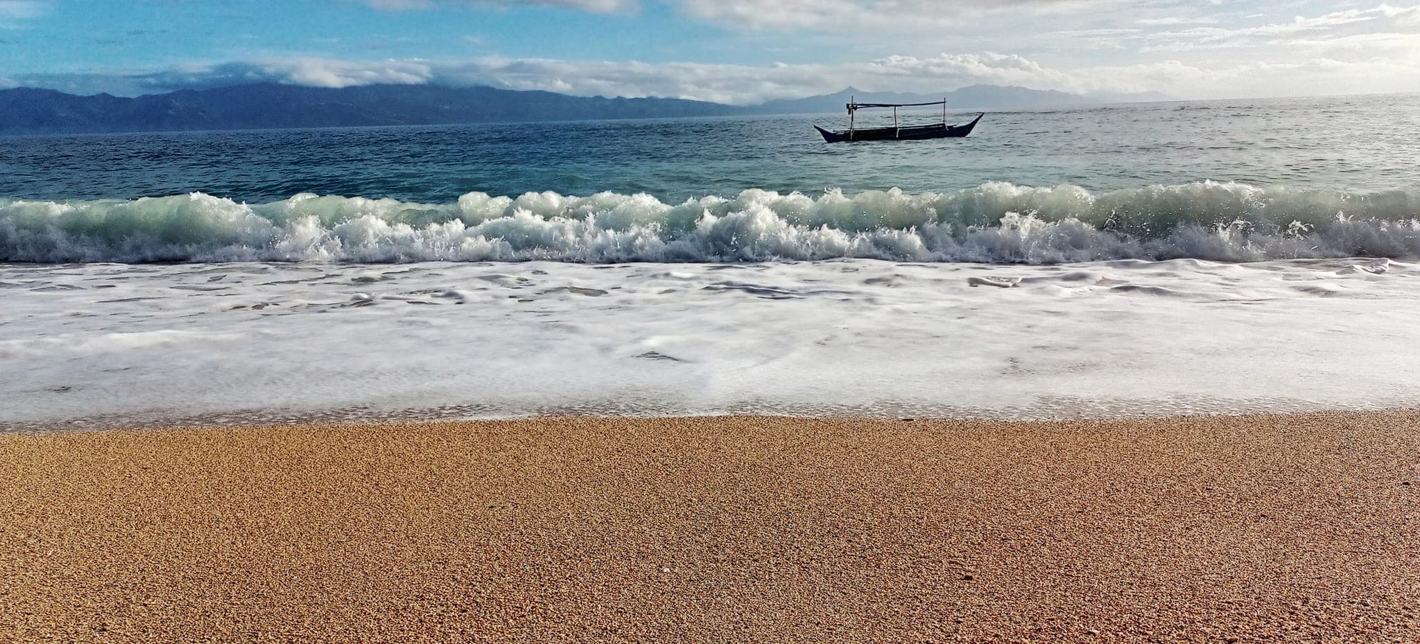 Patitinan WHITE BEACH Resort