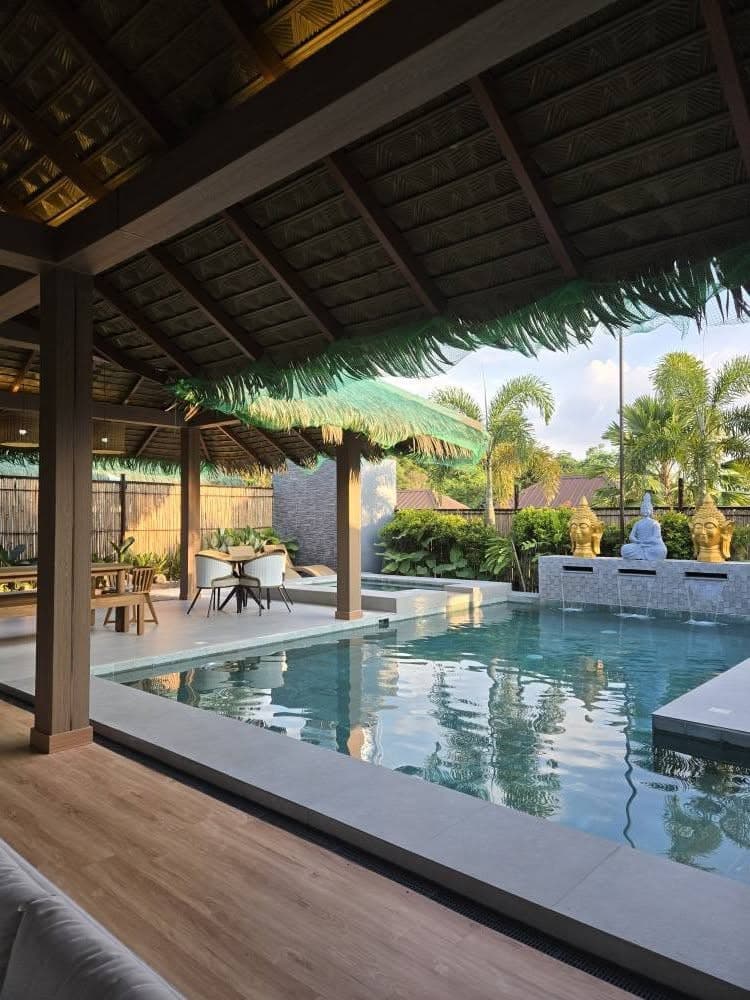 Caribbean Premiere by Caribbean Waves Waterpark Resort