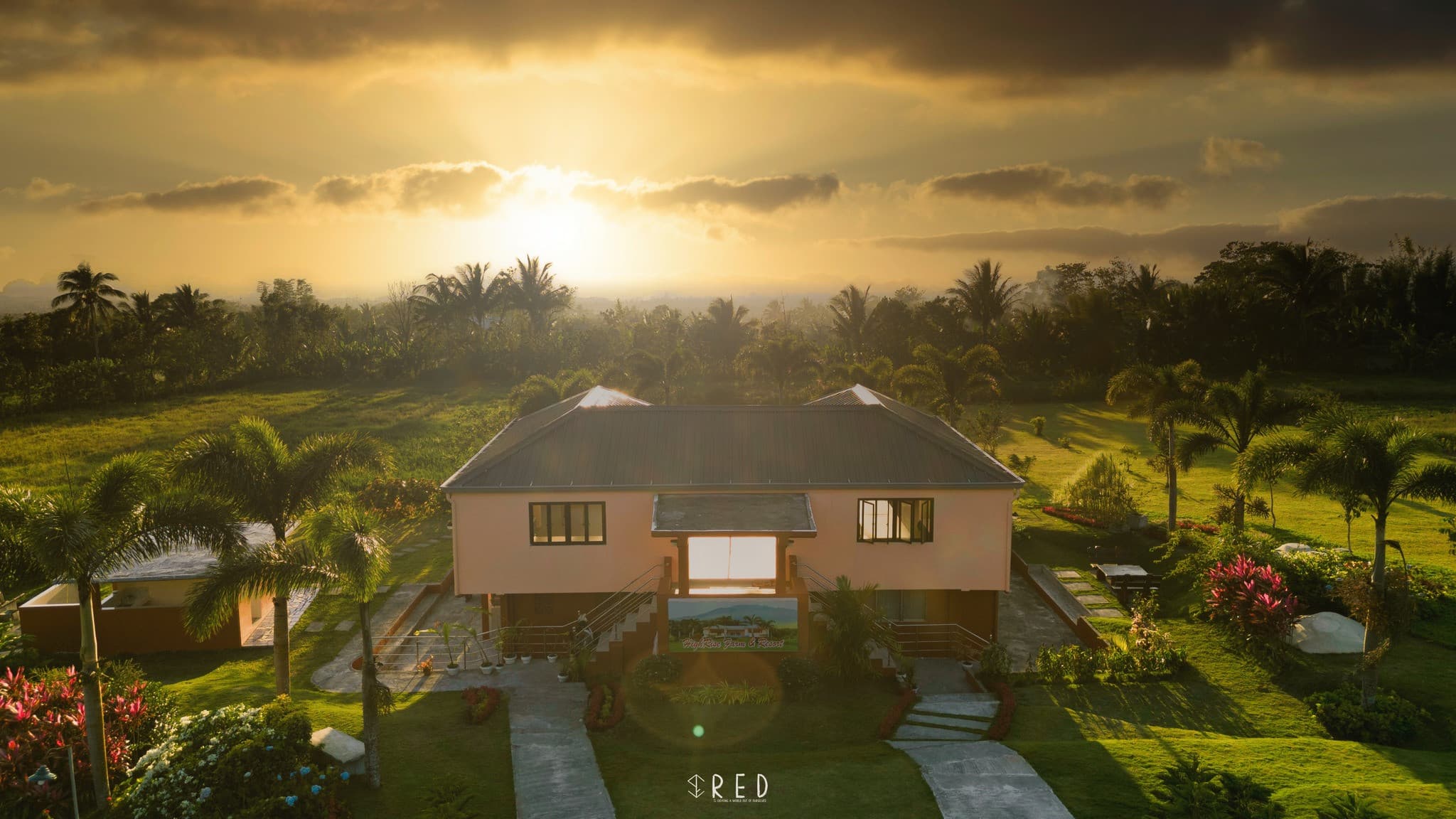 Highrise Scenic Farm Resort