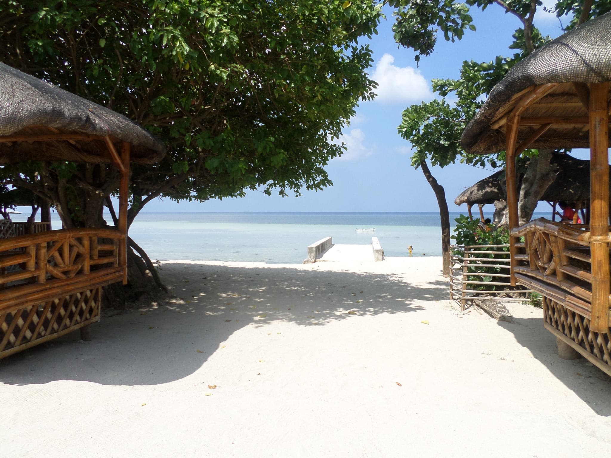 Halfmoon Beach - San Remigio