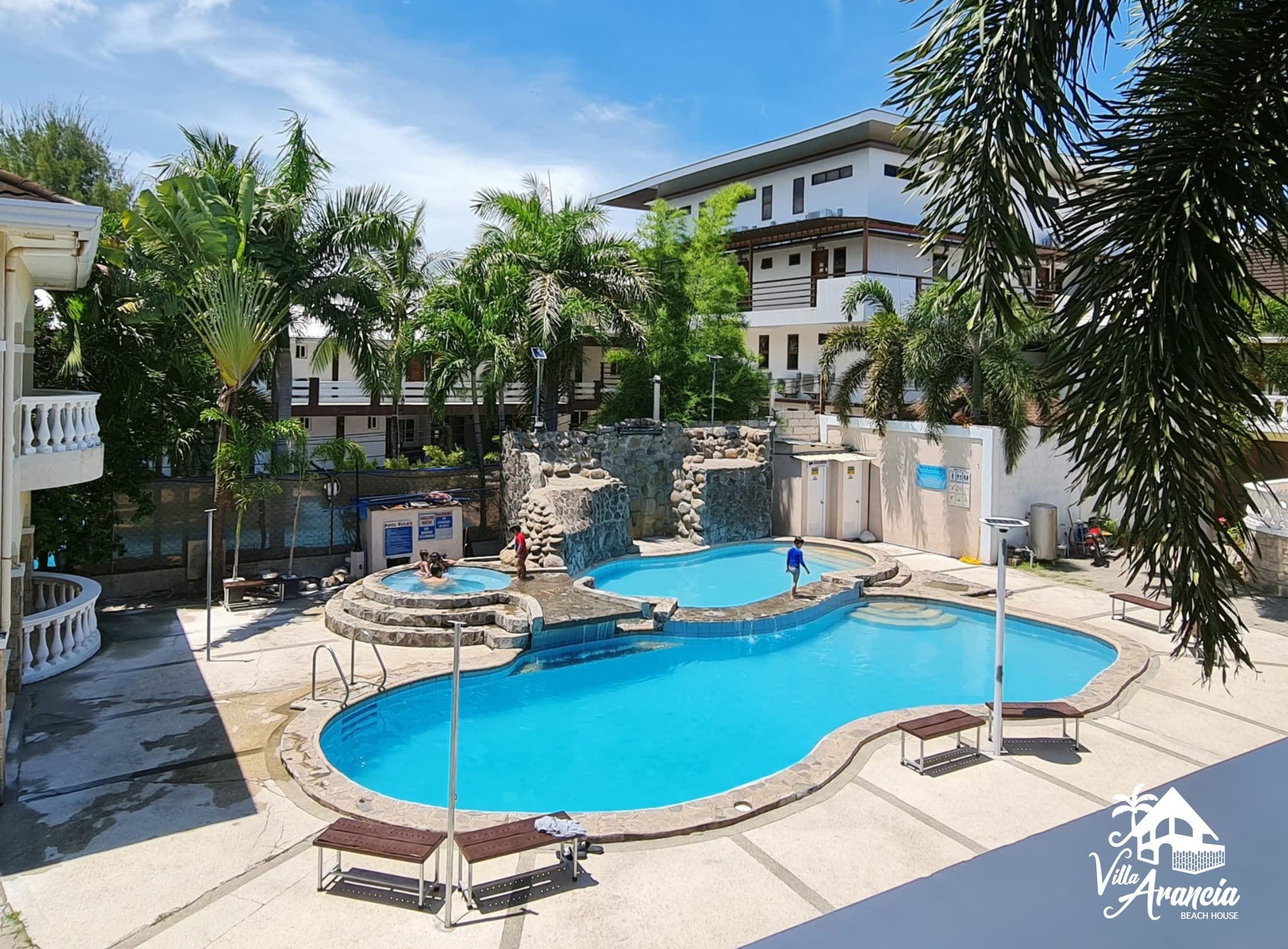 Villa Arancia Beach House Morong, Bataan