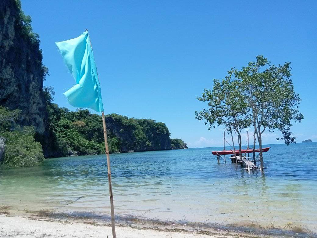 Pocanil Beach Resort