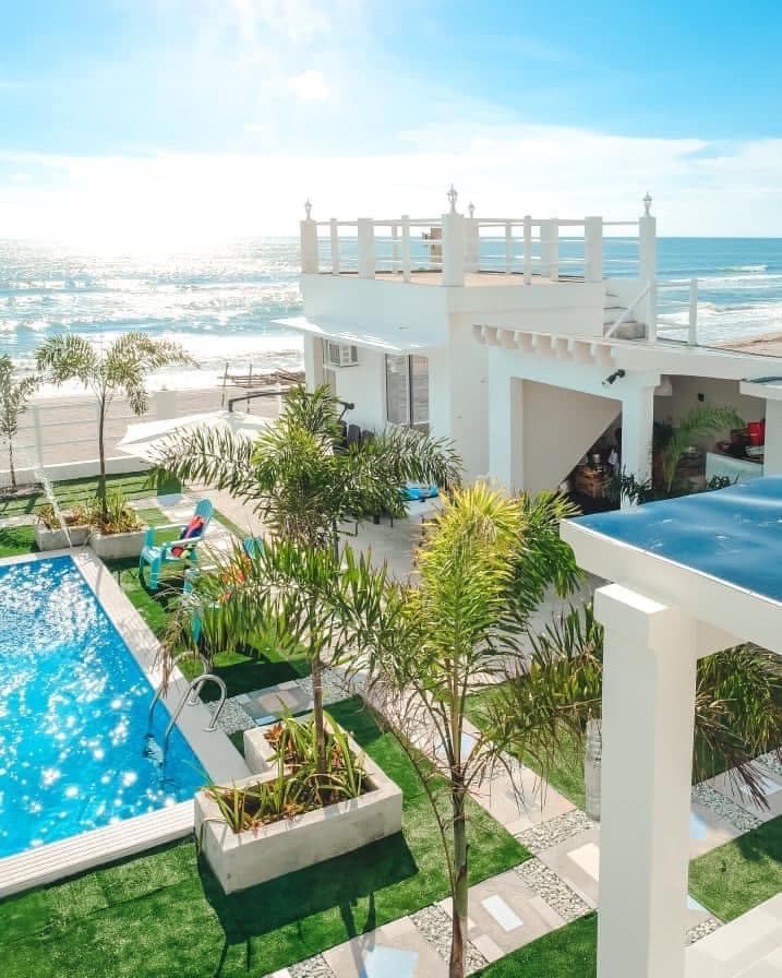 The White House Zambales