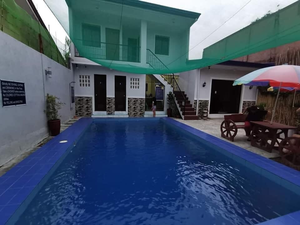 Yohans Private Pool