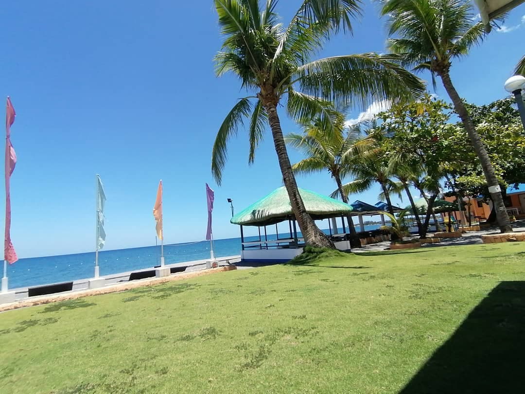 The Waterfront Beach Resort