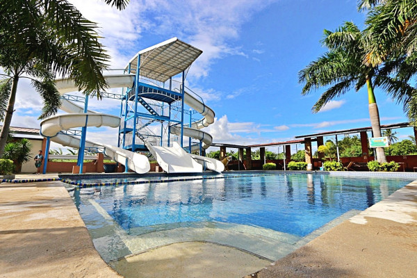 Cool Waves Ranch and Waterpark Resort ₱600 @ Bulakan, Bulacan | PH ...